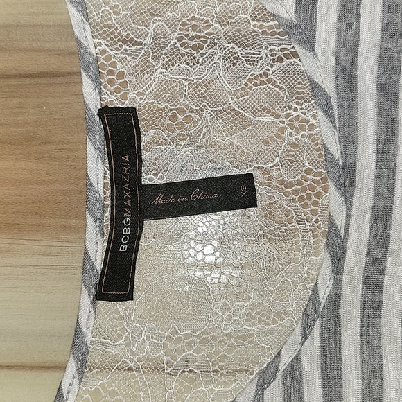 Bcbg Striped Grey White Lace Back Top - Picture 2 of 12